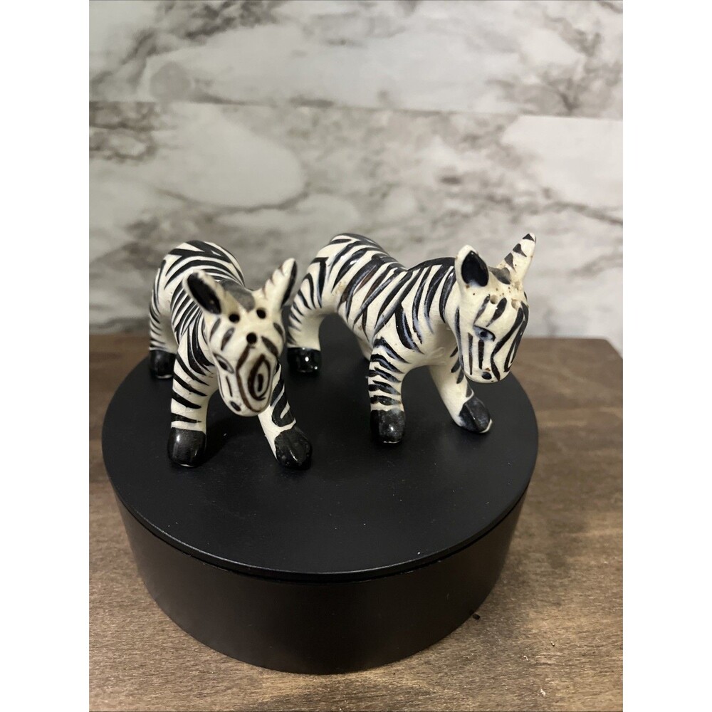 Vintage 1940’s Zebra Salt & Pepper Shakers Made in Japan